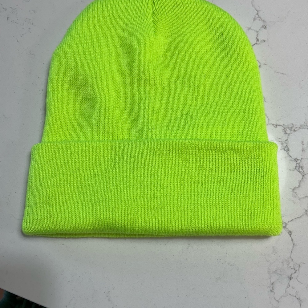 Neon Green toques​